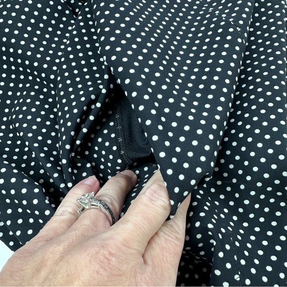 Lululemon Here To There Dress, 4/6 - Picture 9 of 9